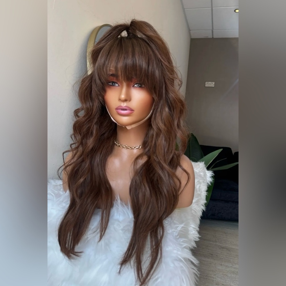 Luxurious Brown Wavy Hair Wig